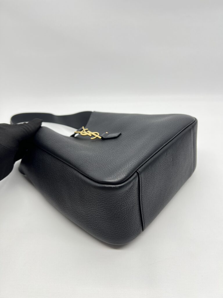 Saint Laurent LE 5 A 7 BEA Grained Leather Black GHW