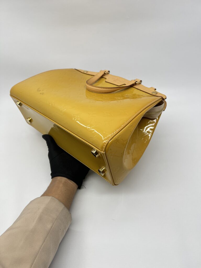 Louis Vuitton Brea MM Vernis Yellow GHW