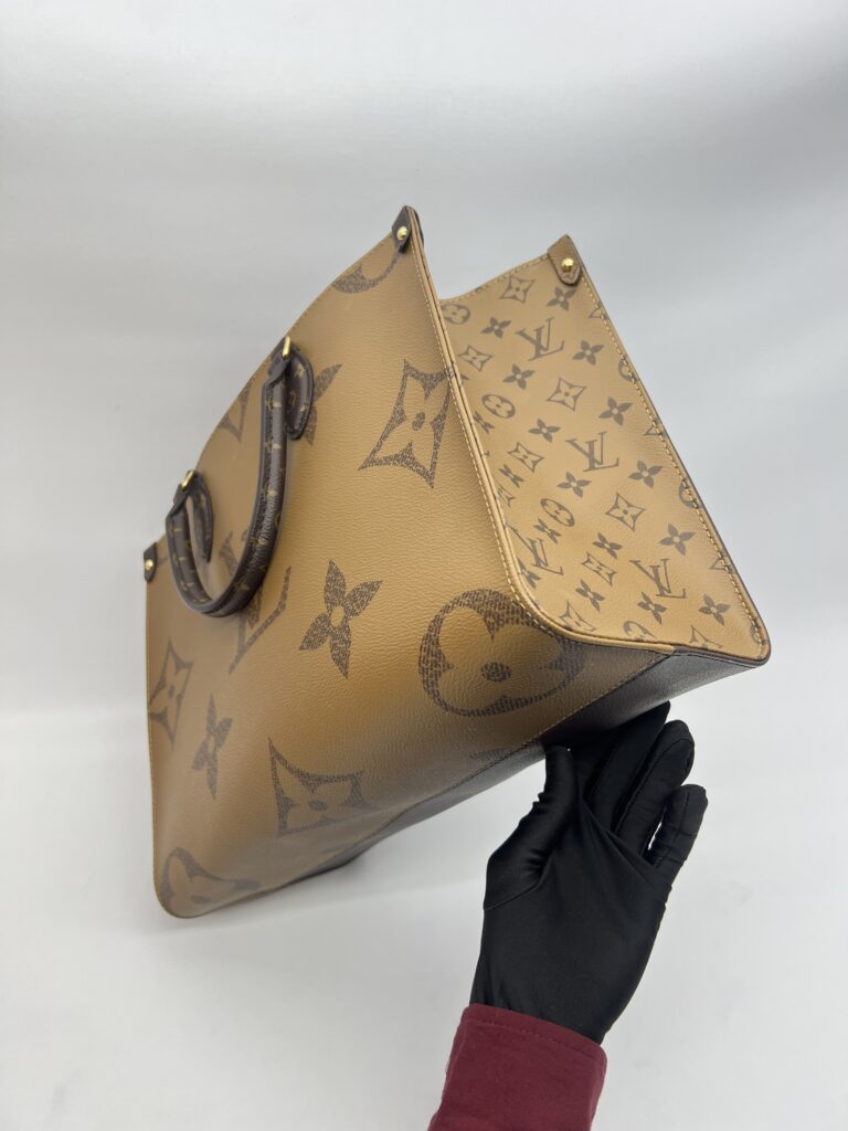 Louis Vuitton On The Go MM Giant Monogram Reverse GHW
