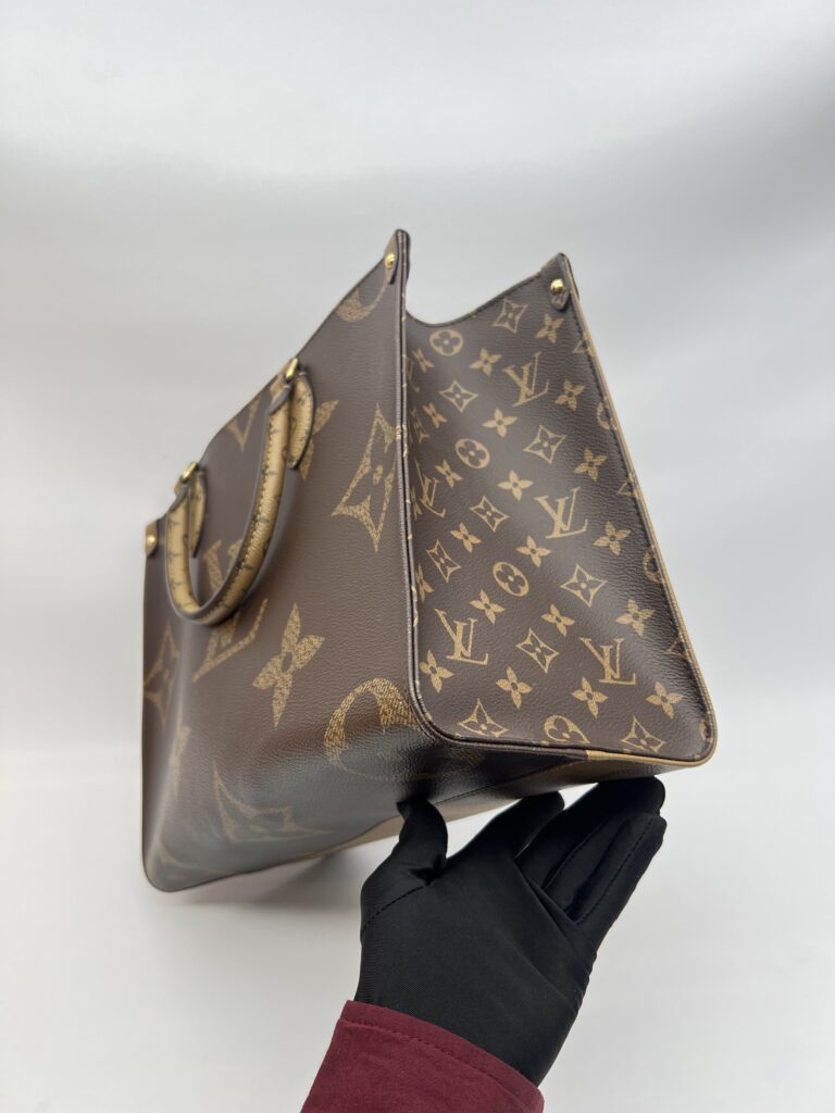 Louis Vuitton On The Go MM Giant Monogram Reverse GHW