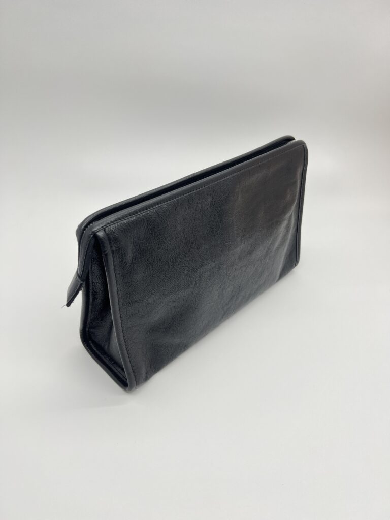Gucci Interlocking GG Clutch Black GHW