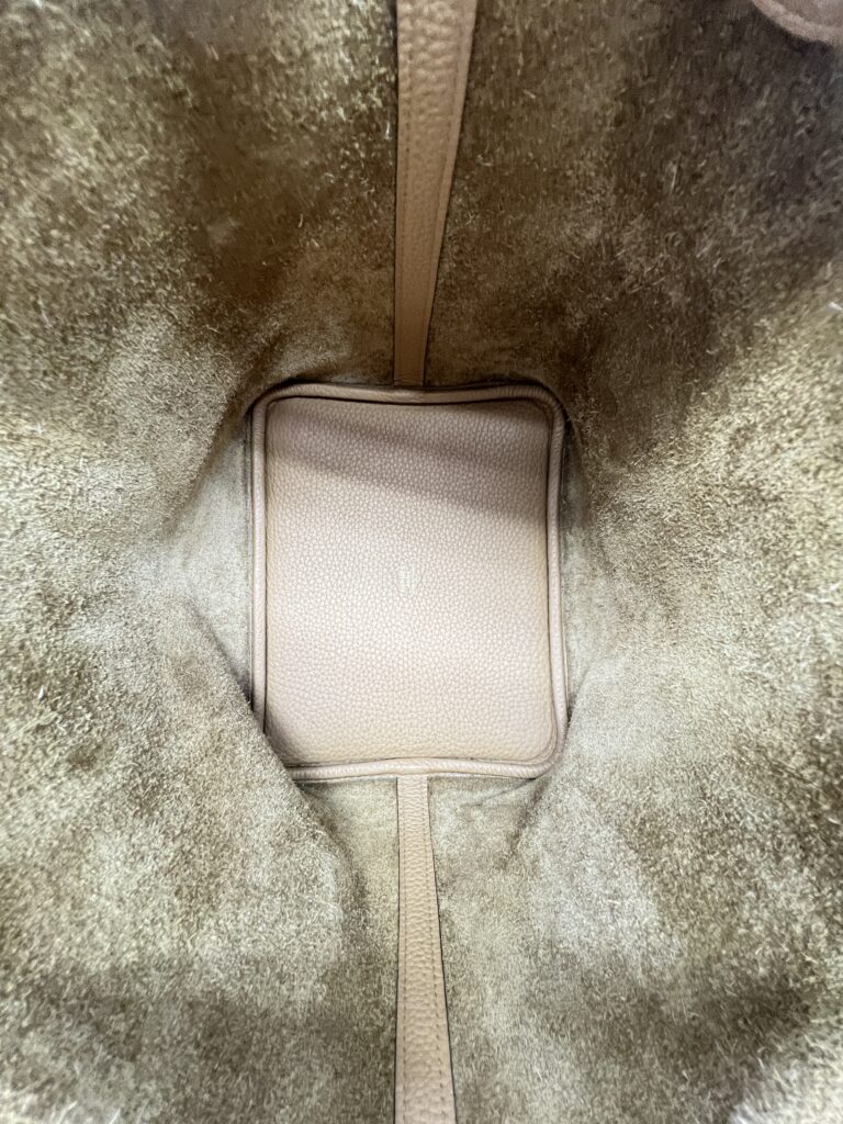 Hermes Pitcoin 22 Clemence Biscuit GHW