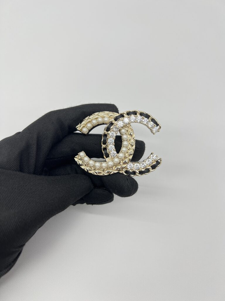 Chanel CC Crystals Pearl Leather Gold Black