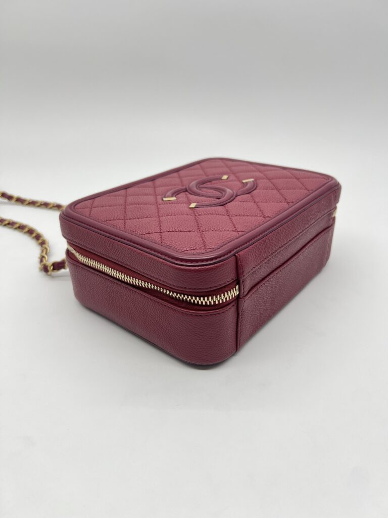 Chanel Filigree Vanity Caviar Maroon GHW
