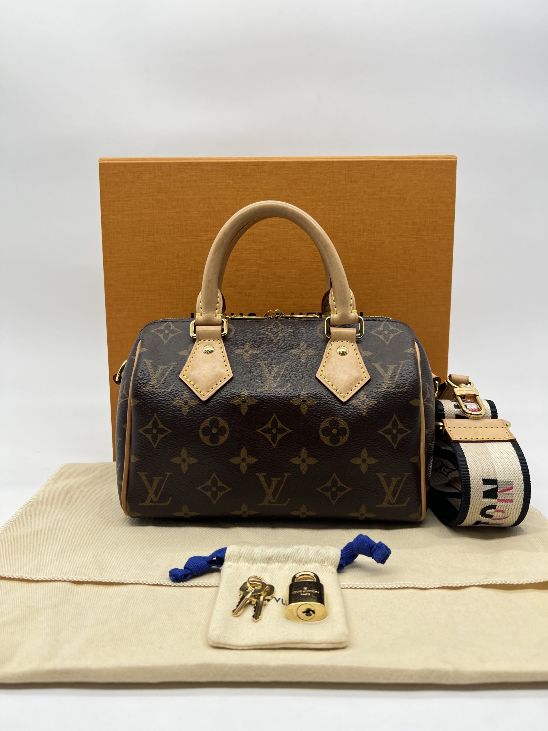 Louis Vuitton Speedy Bandouliere 20 Monogram GHW