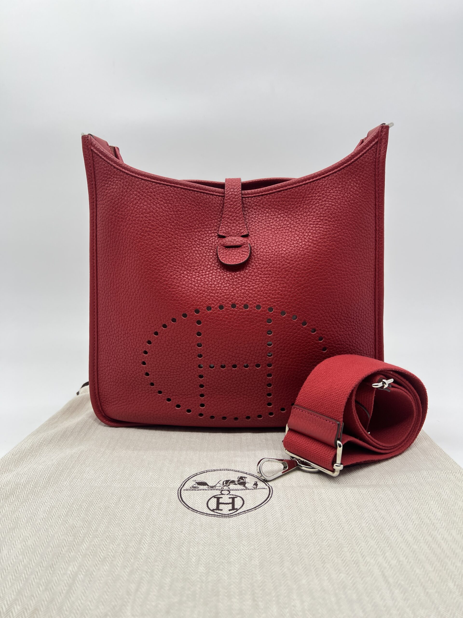 Hermes Evelyne PM 29 Clemence Rouge Casaque PHW