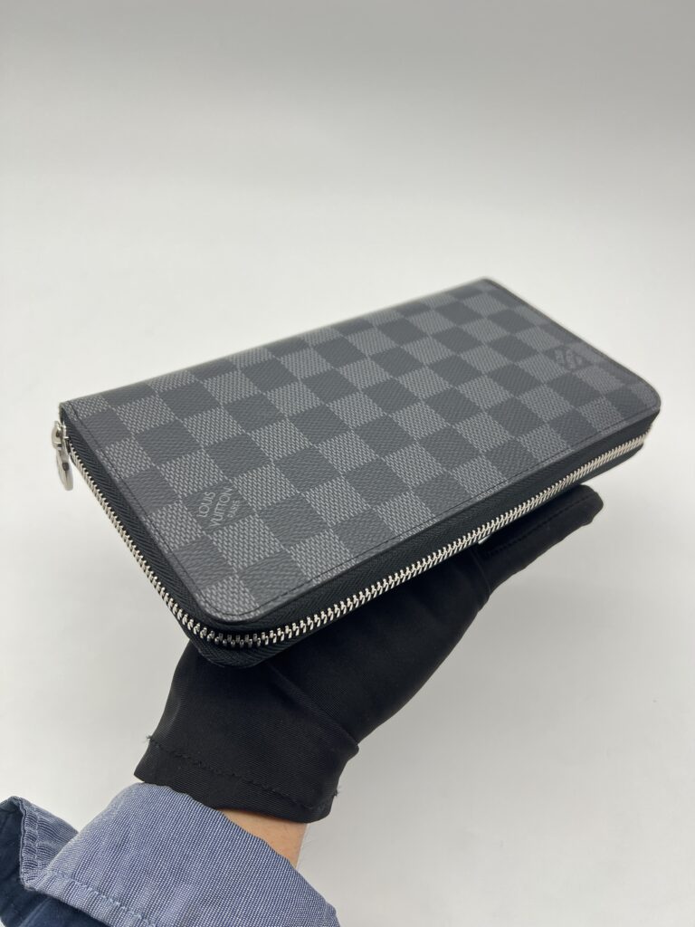 Louis Vuitton Zippy Wallet Damier Graphite SHW