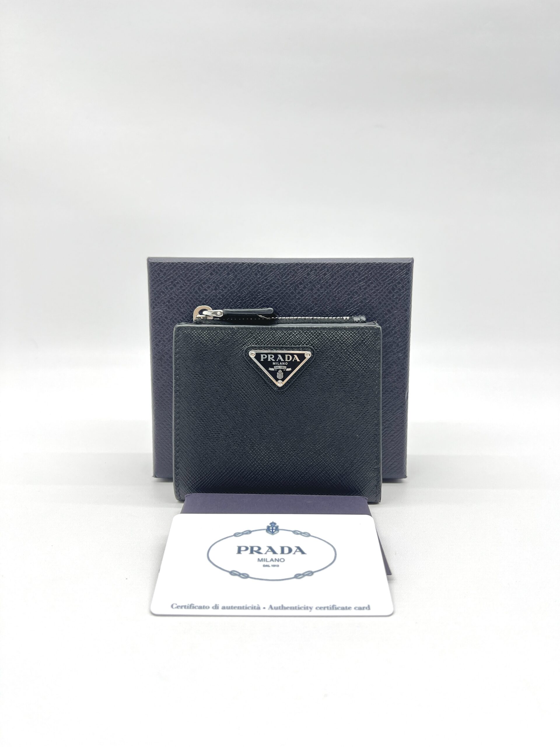 Prada Small Bifold Wallet Saffiano Nero SHW