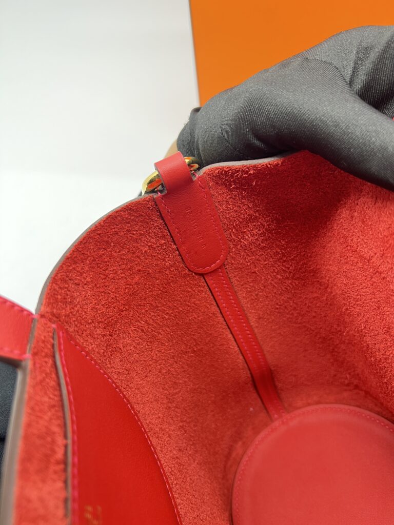 Hermes In The Loop 18 Clemence Rouge De Coeur GHW