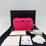 Chanel Vanity Pearl Crush Chain Vernis Neon Pink GHW