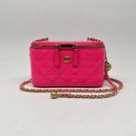 Chanel Vanity Pearl Crush Chain Vernis Neon Pink GHW