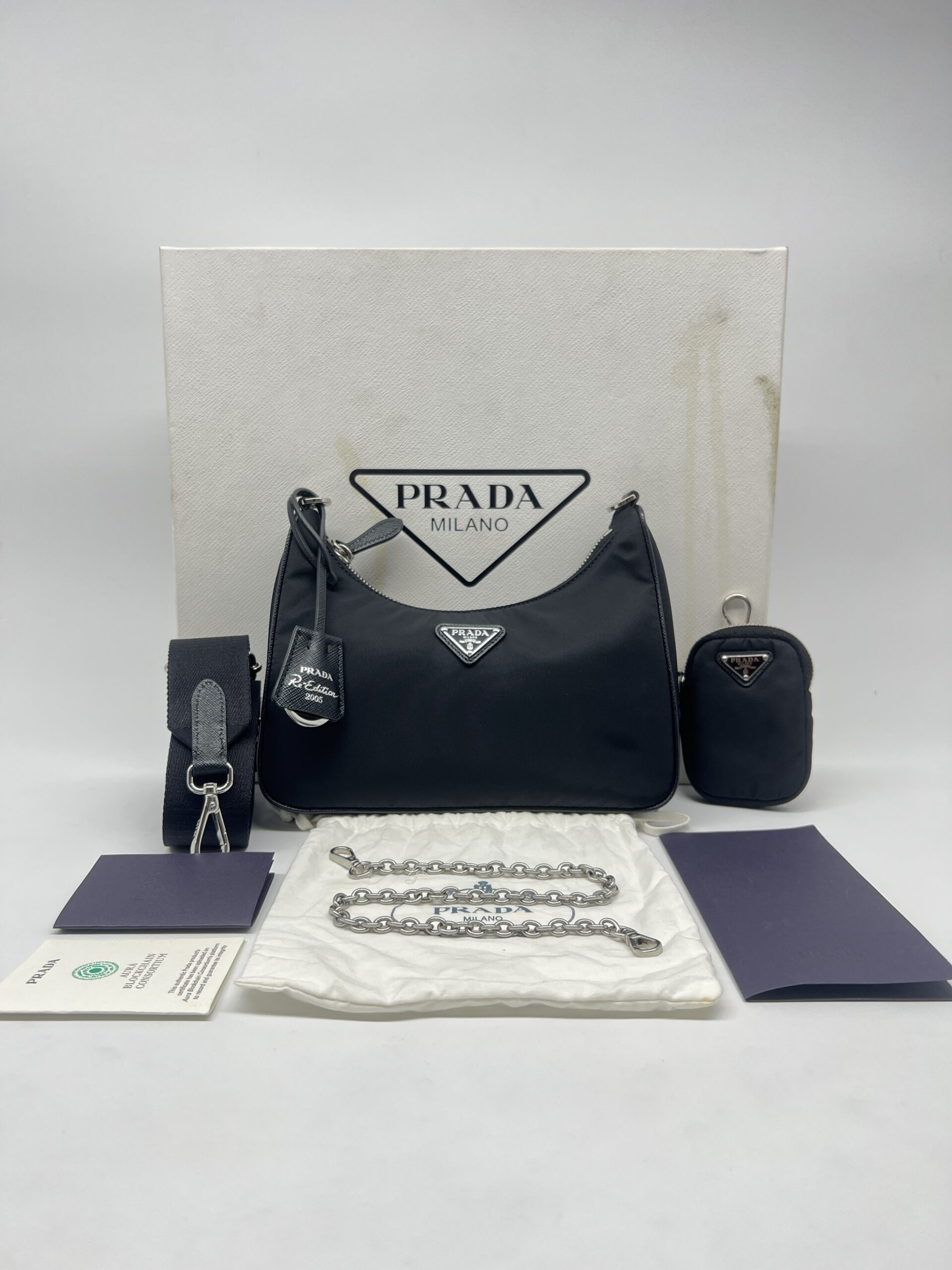 Prada Re-Edition 2005 Saffiano Bianco Nero SHW