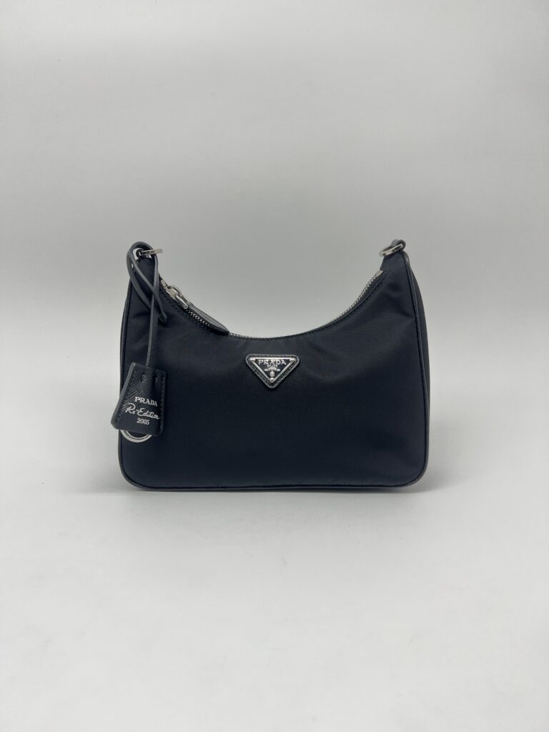 Prada Re-Edition 2005 Saffiano Bianco Nero SHW
