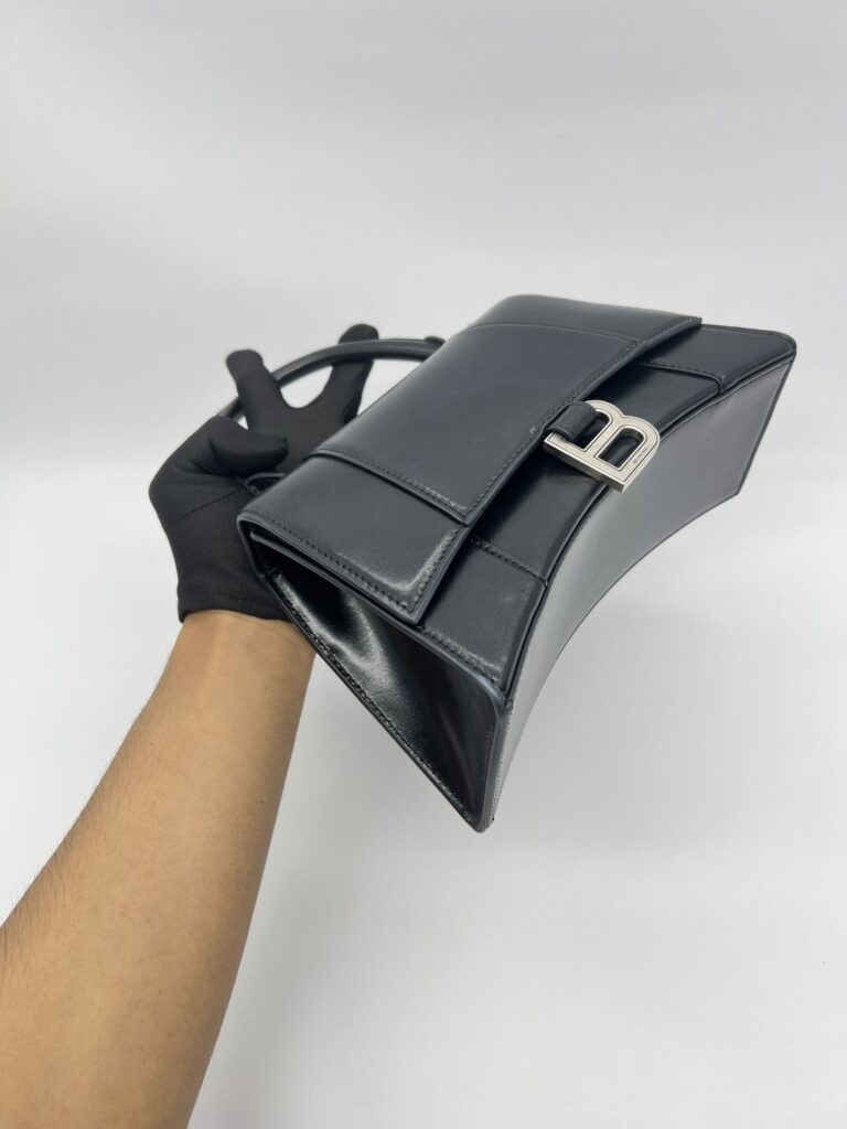Balenciaga Hourglass Small Smooth Black SHW