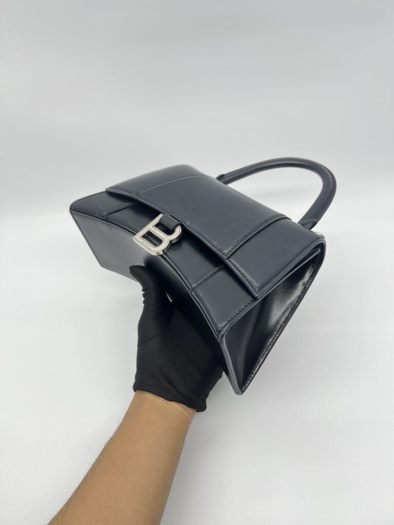 Balenciaga Hourglass Small Smooth Black SHW
