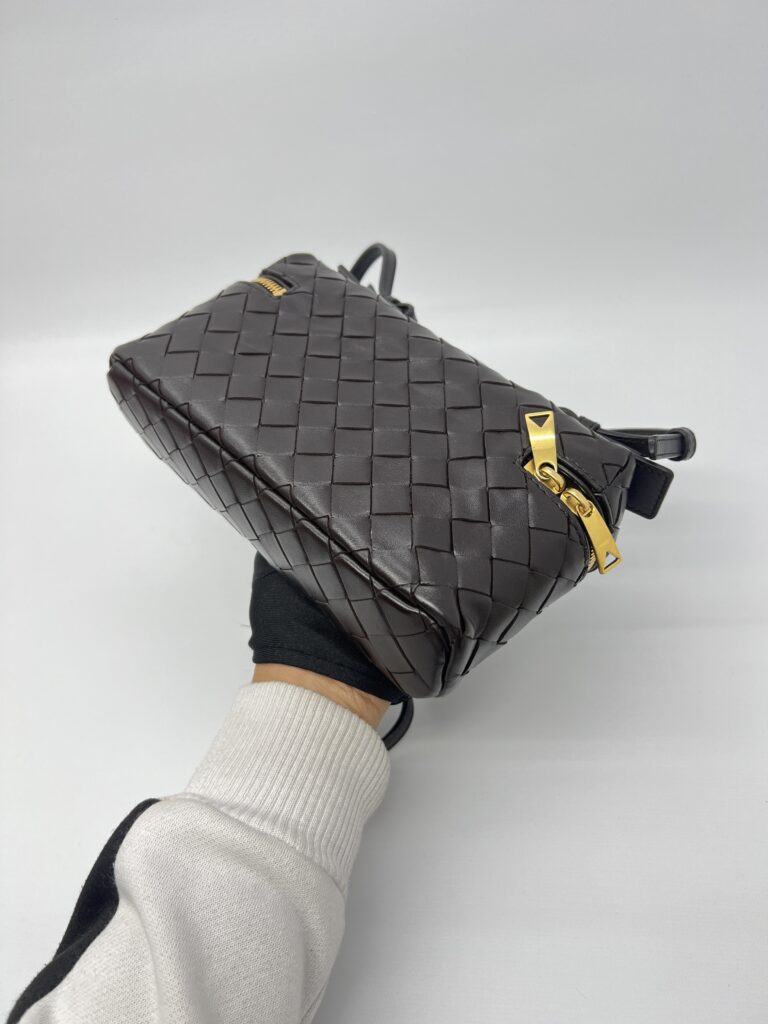 Bottega Veneta Bang Bang Vanity Case Intrecciato Fondant GHW