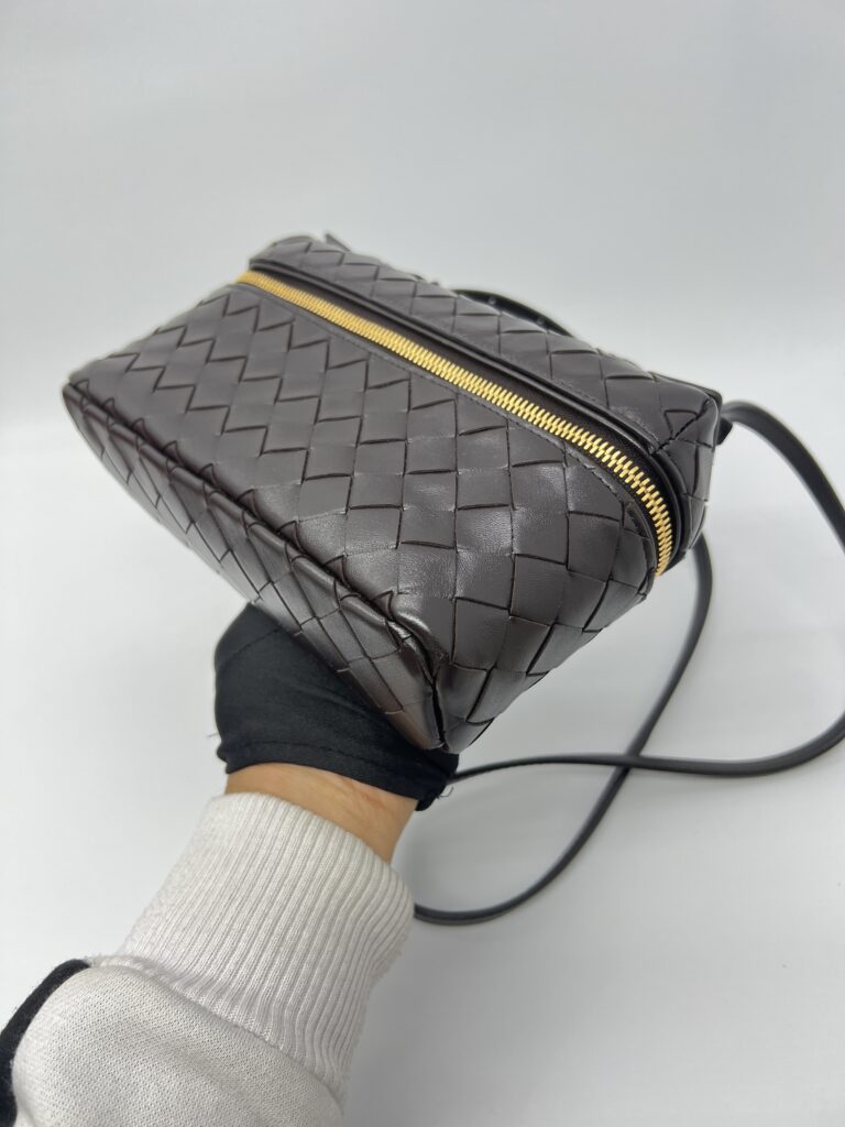 Bottega Veneta Bang Bang Vanity Case Intrecciato Fondant GHW