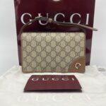 Gucci GG Emblem Continental GG Supreme Brown GHW