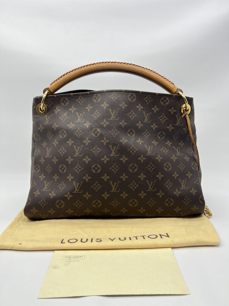 Louis Vuitton Artsy GM Monogram GHW