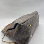 Louis Vuitton Artsy GM Monogram GHW