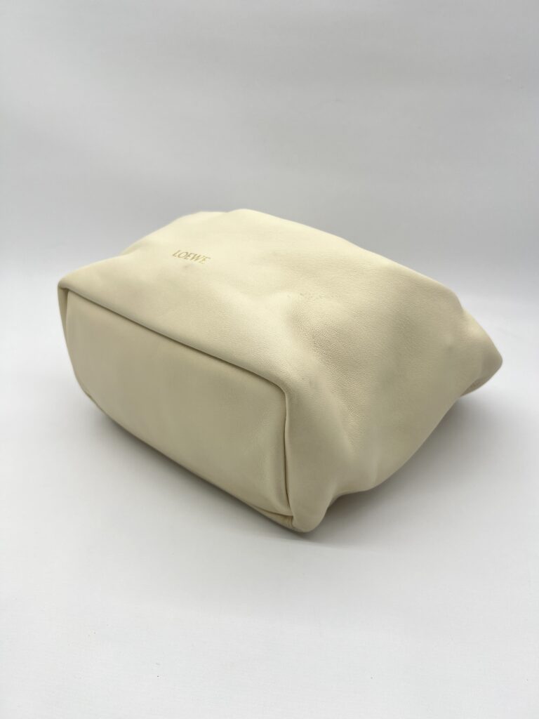 Loewe Squeeze Small Mellow Lambskin Ivory GHW