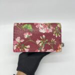 Gucci Wallet On Chain Leather Red Blooms SHW