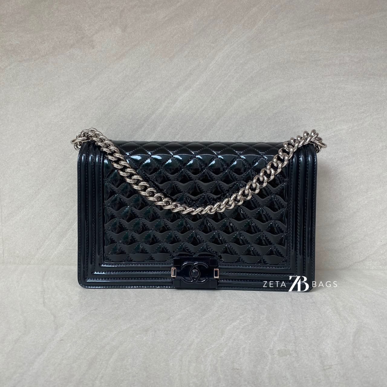 Chanel Boy 28 Vernis Black SHW