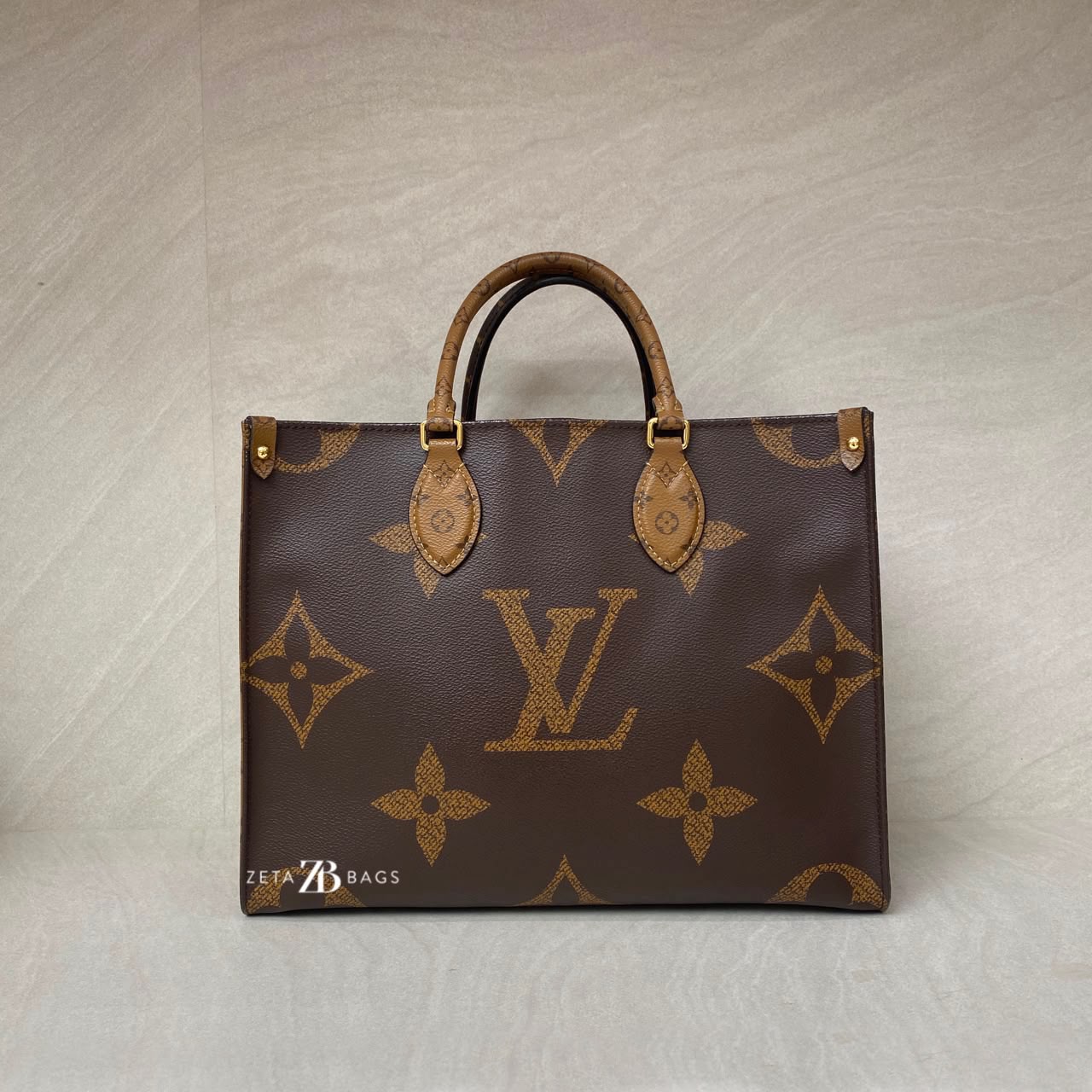Louis Vuitton On The Go MM Giant Monogram Reverse GHW