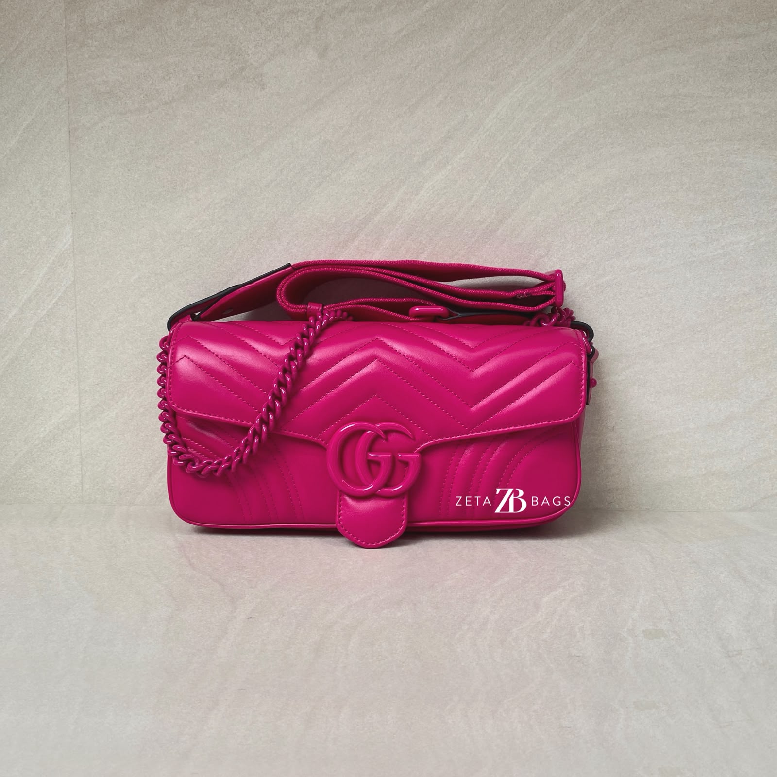Gucci GG Marmont Shoulder All Fucshia