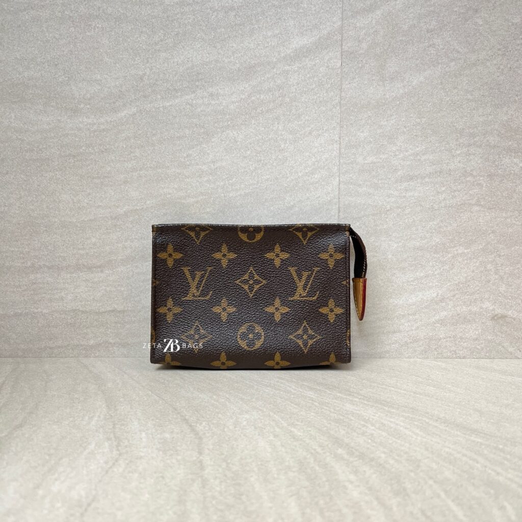 Louis Vuitton Toiletry 15 Monogram GHW