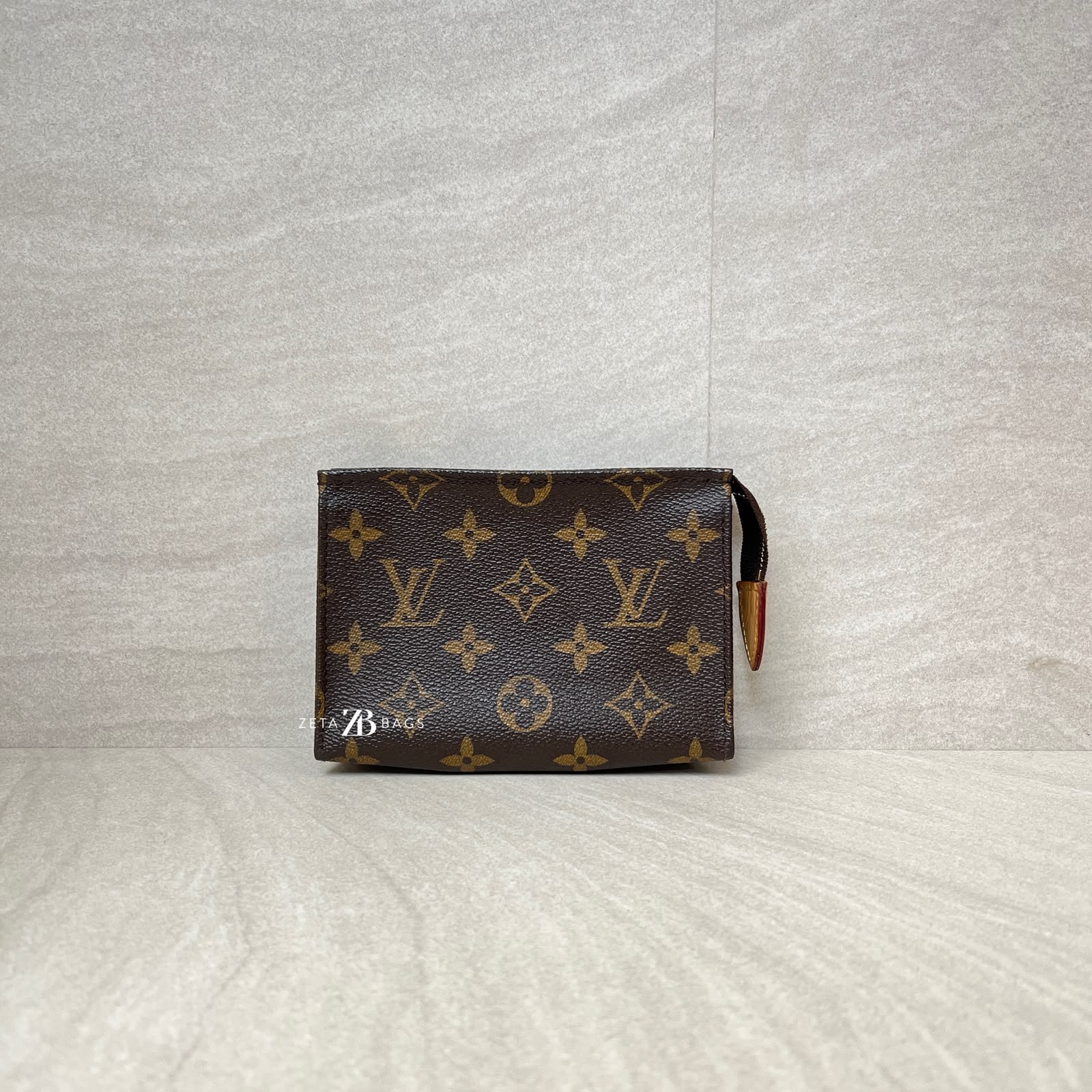 Louis Vuitton Toiletry 15 Monogram GHW
