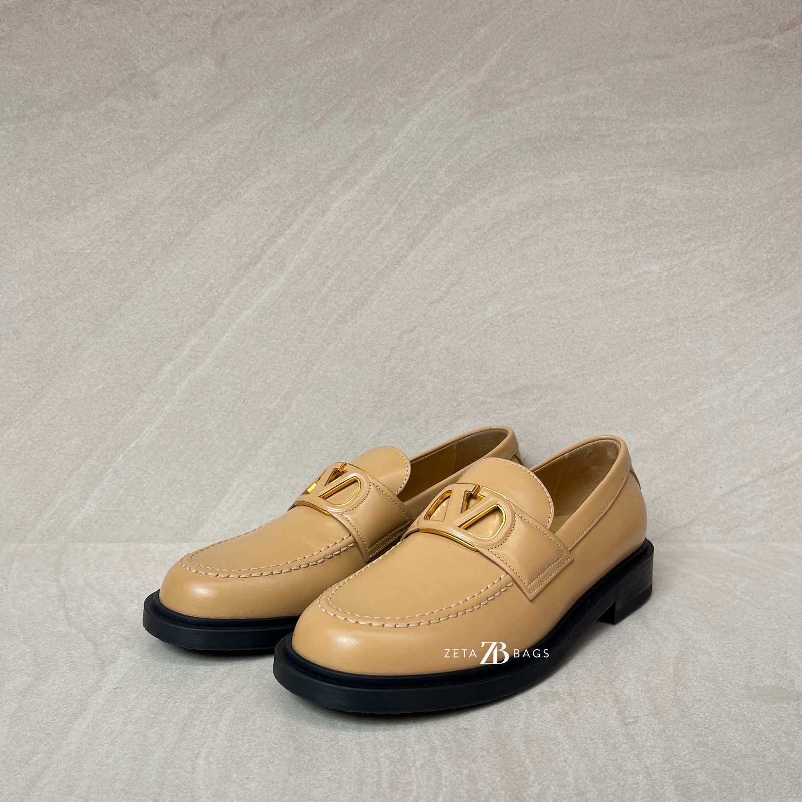Valentino Garavani Vlogo Beige Black