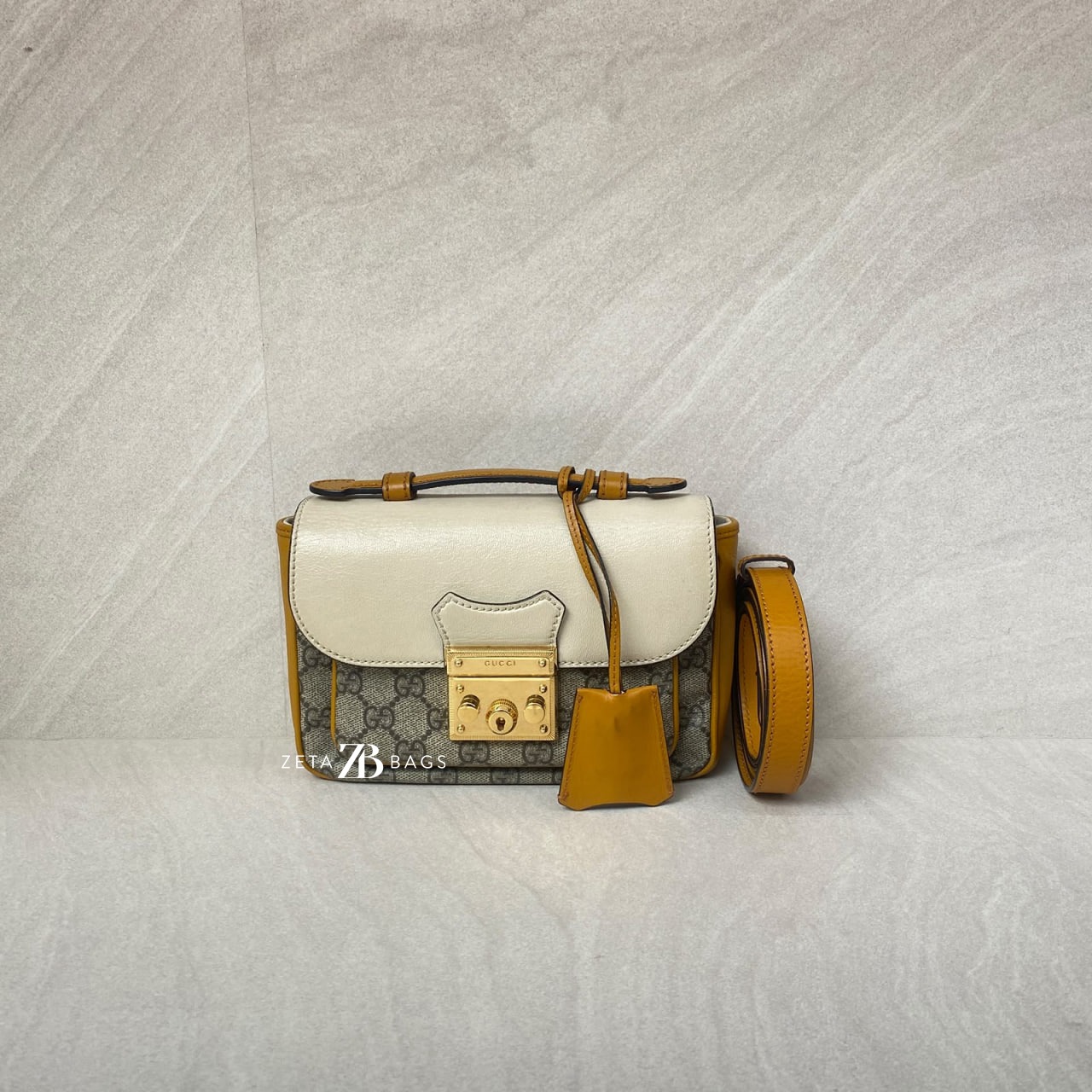 Gucci Padlock Slingbag GG Supreme Ivory Saffran GHW