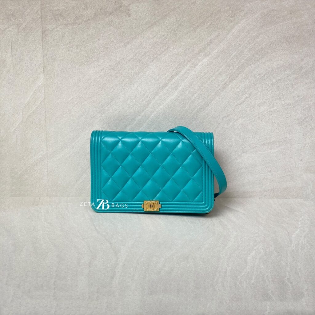 Chanel Boy Wallet On Chain Green GHW