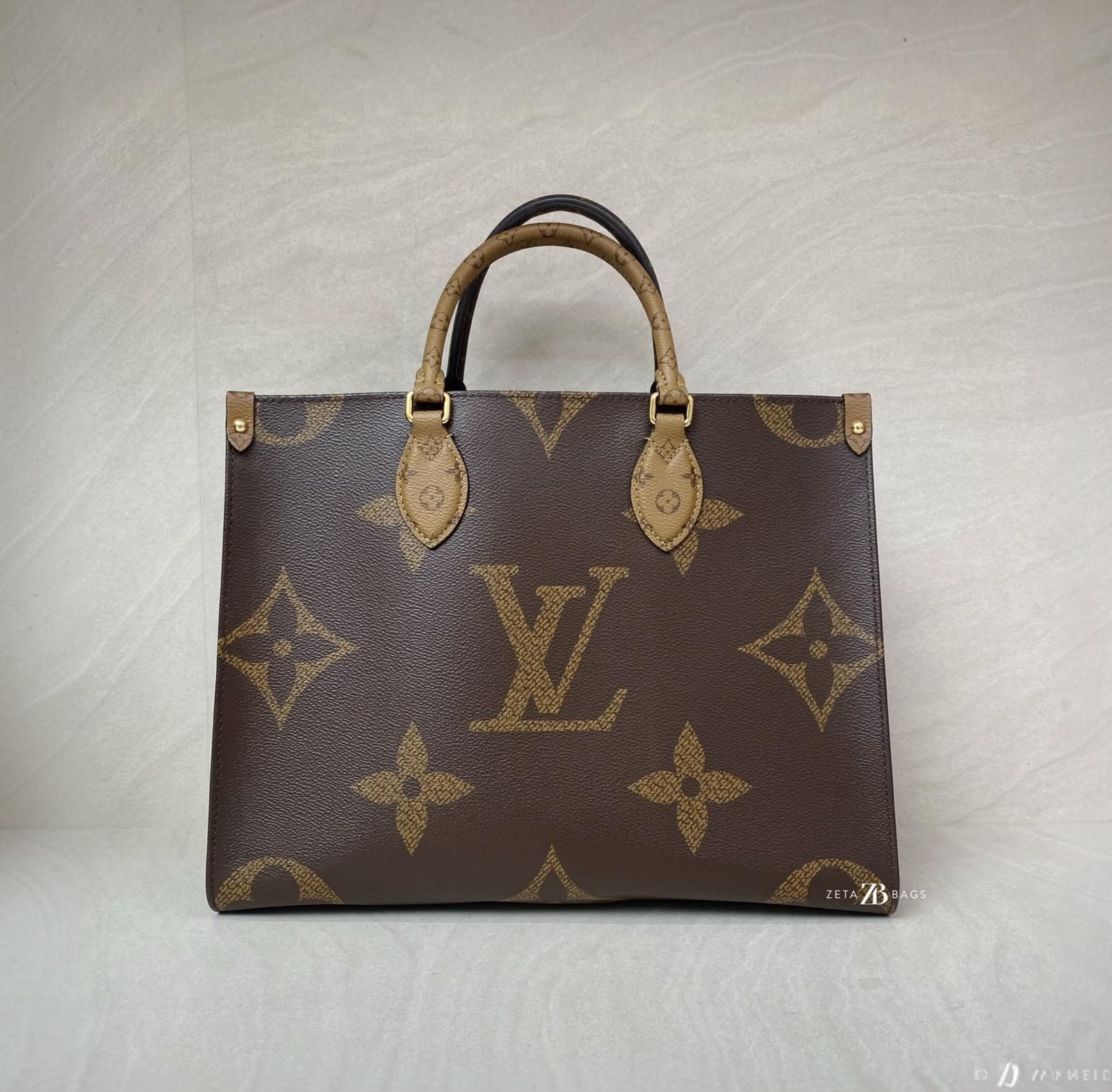 Louis Vuitton On The Go MM Giant Monogram Reverse GHW