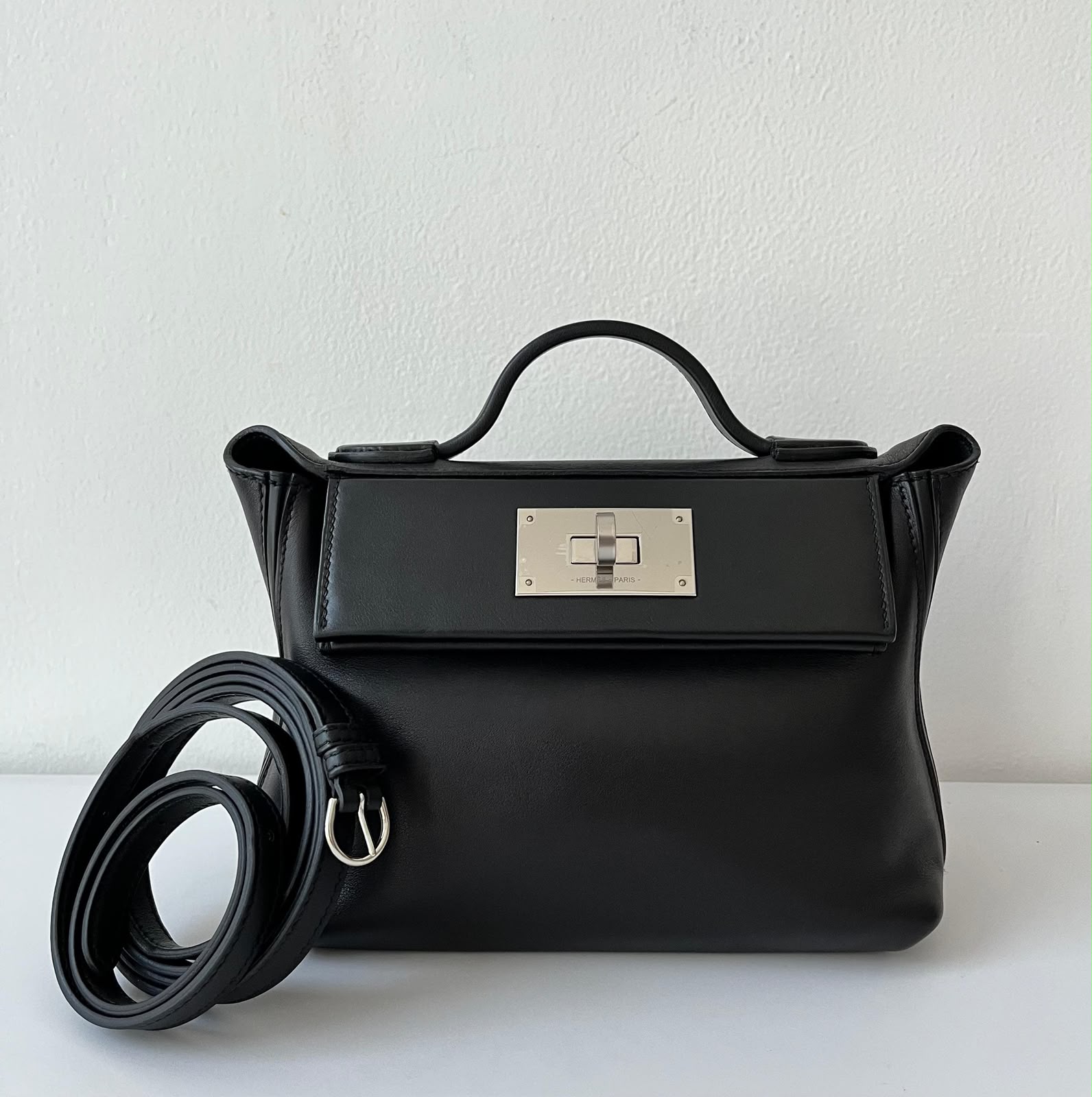 Hermes Mini 2424 Black Volupto Palladium Hardware