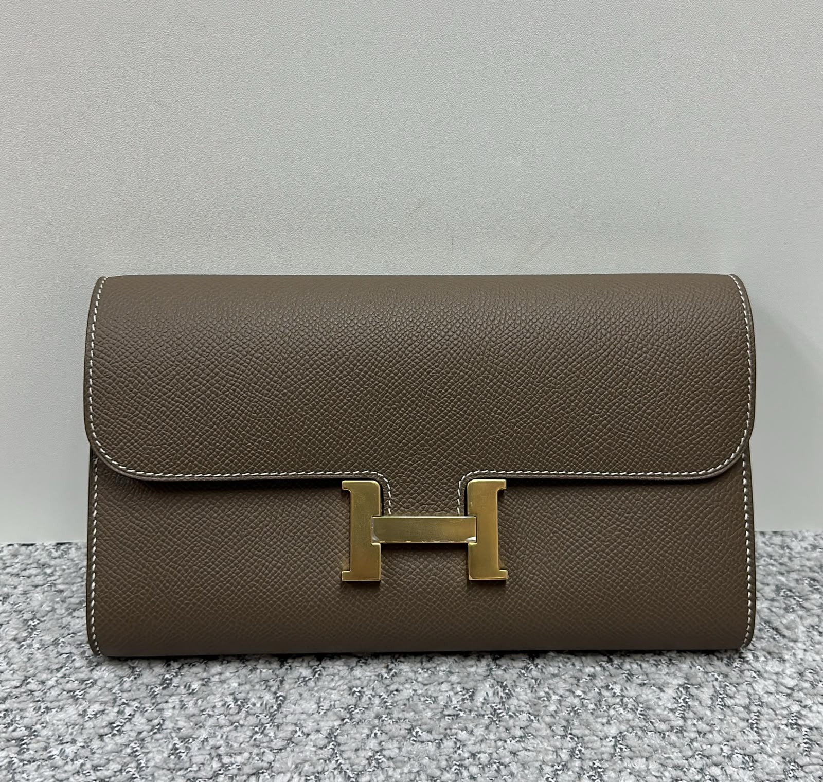 Hermes Constance To Go Etoupe Epsom Gold Hardware