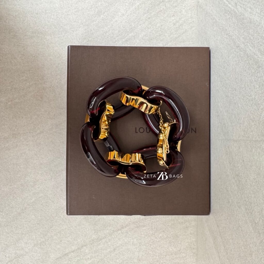 Louis Vuitton Gimme A Clue Resin Burgundy