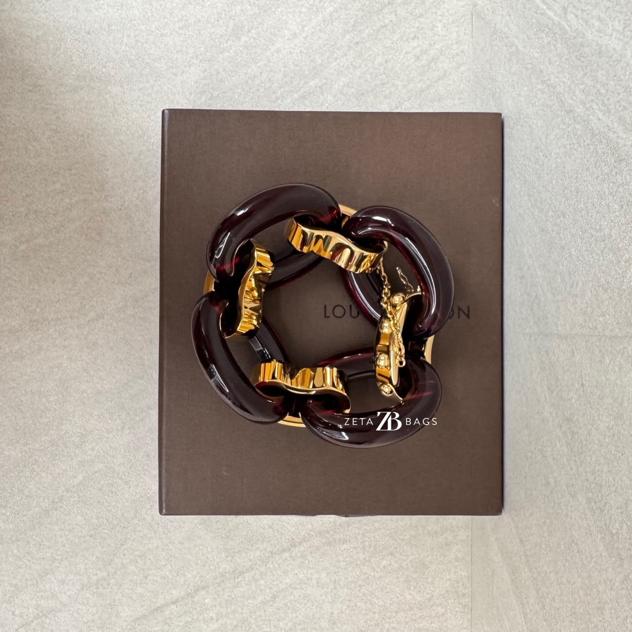 Louis Vuitton Gimme A Clue Resin Burgundy