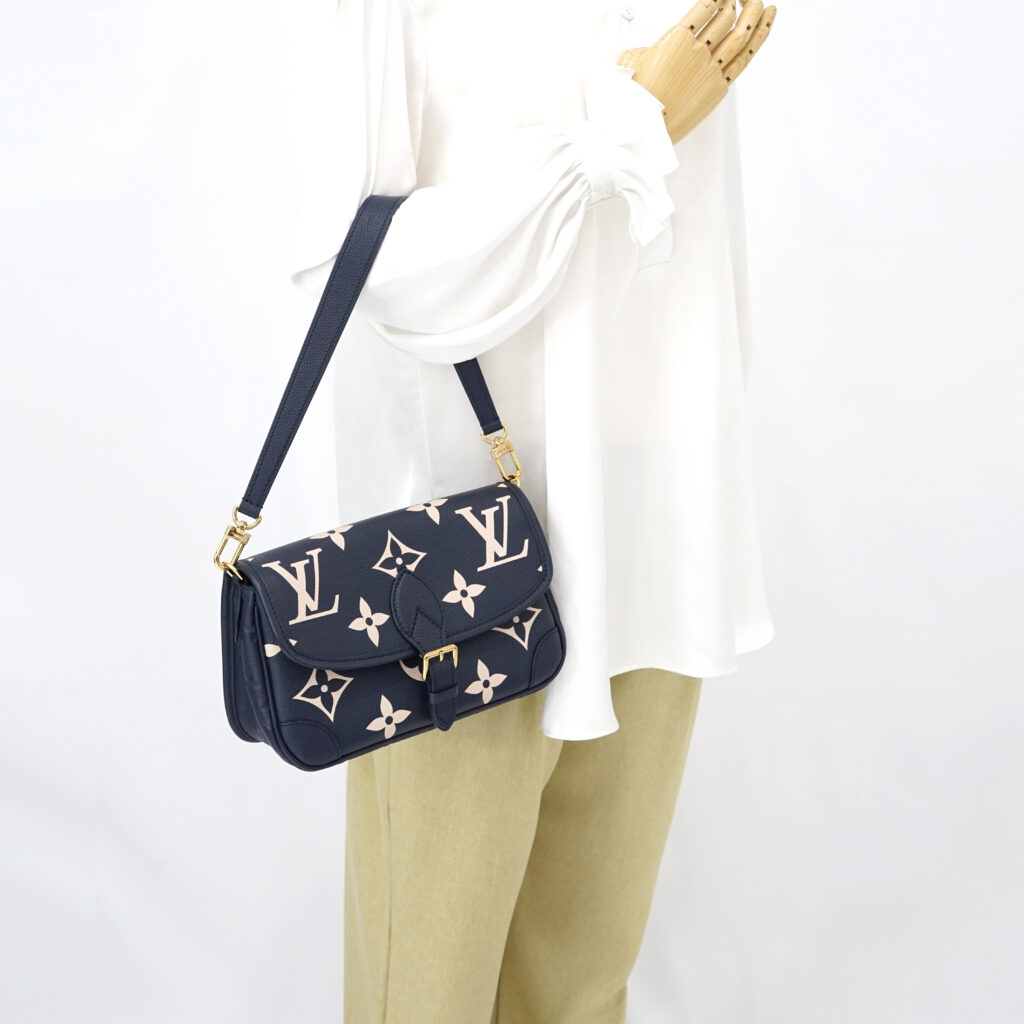 Louis Vuitton Diane PM Monogram Empreinte Navy Creme GHW