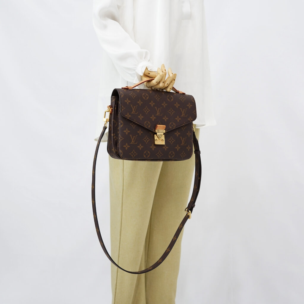 Louis Vuitton Metis MM Monogram GHW