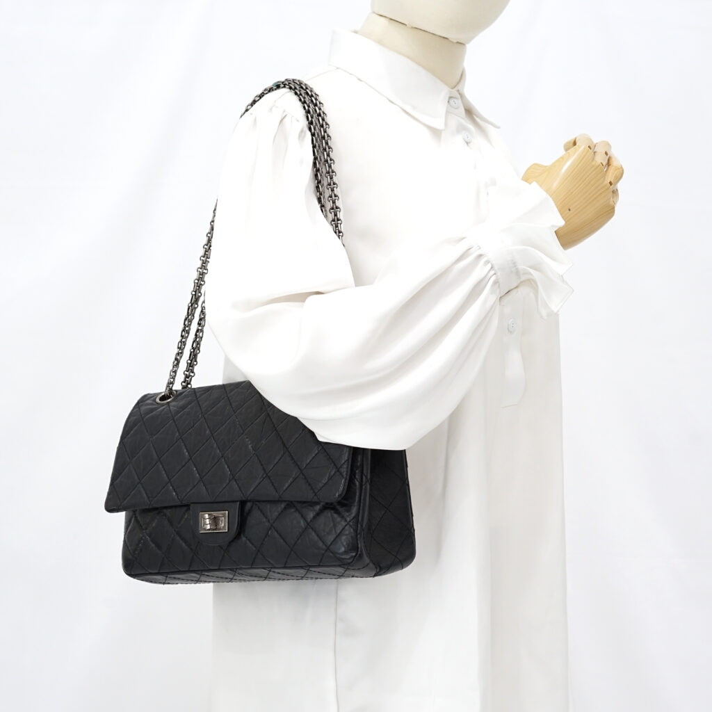 Chanel Reissue 226 Leather Black RHW