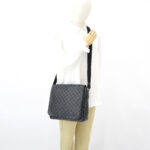 Louis Vuitton District Messenger Damier Graphite SHW