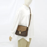 Louis Vuitton Metis MM Monogram Reverse GHW