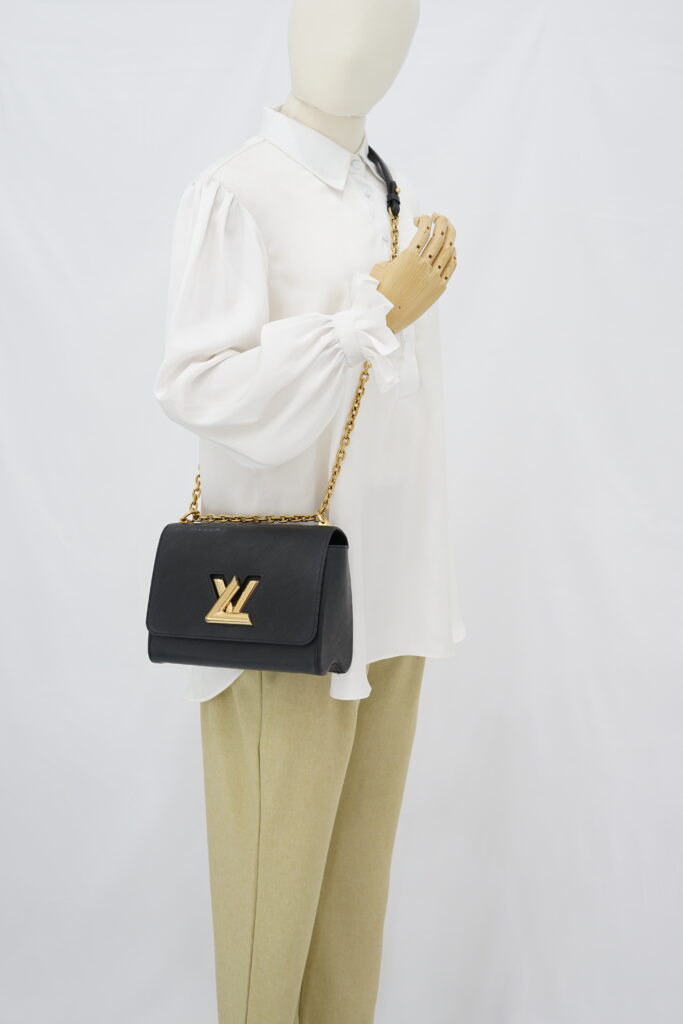 Louis Vuitton Twist MM Epi Noir GHW