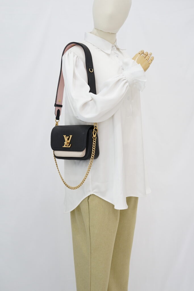 Louis Vuitton  Lockme Tender Noir GHW