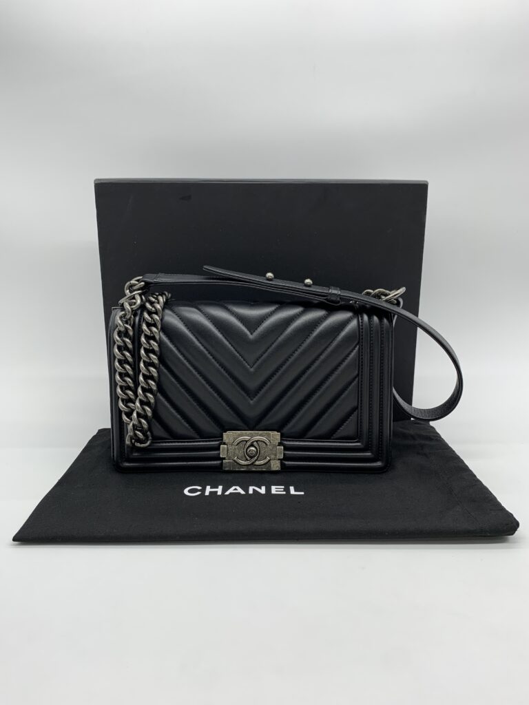 Chanel Boy 25 Chevron Black RHW