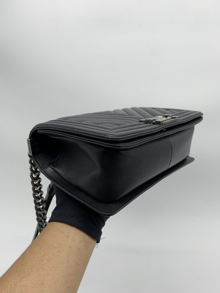 Chanel Boy 25 Chevron Black RHW