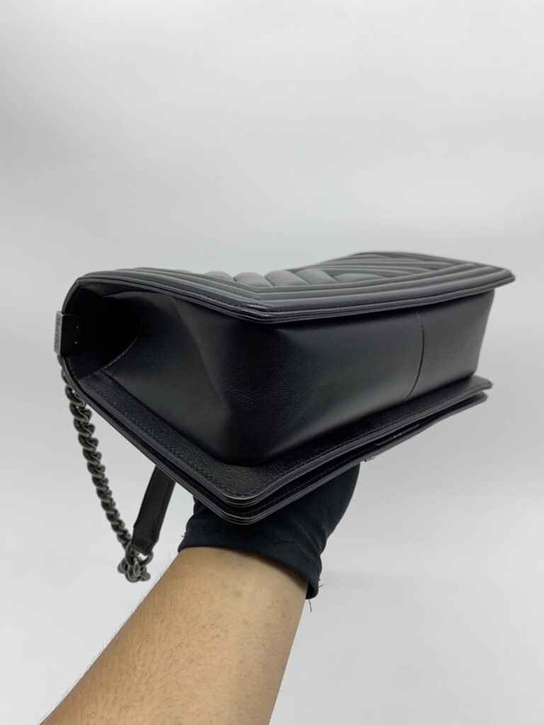 Chanel Boy 25 Chevron Black RHW