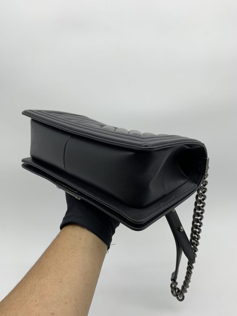 Chanel Boy 25 Chevron Black RHW
